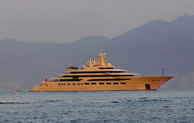 mega yacht DILBAR