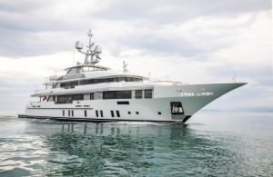 Benetti FB702 Elaldrea